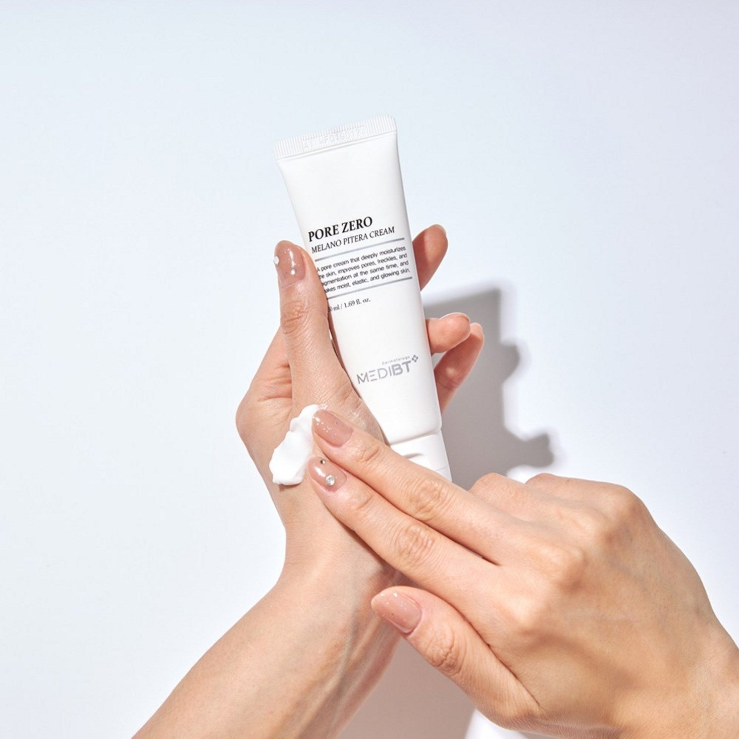 Kem Ngọc Trai Dưỡng Da Cải Thiện Làn Da, Làm Mờ Lỗ Chân Lông Và Đốm Nám Medibt Pore Zero