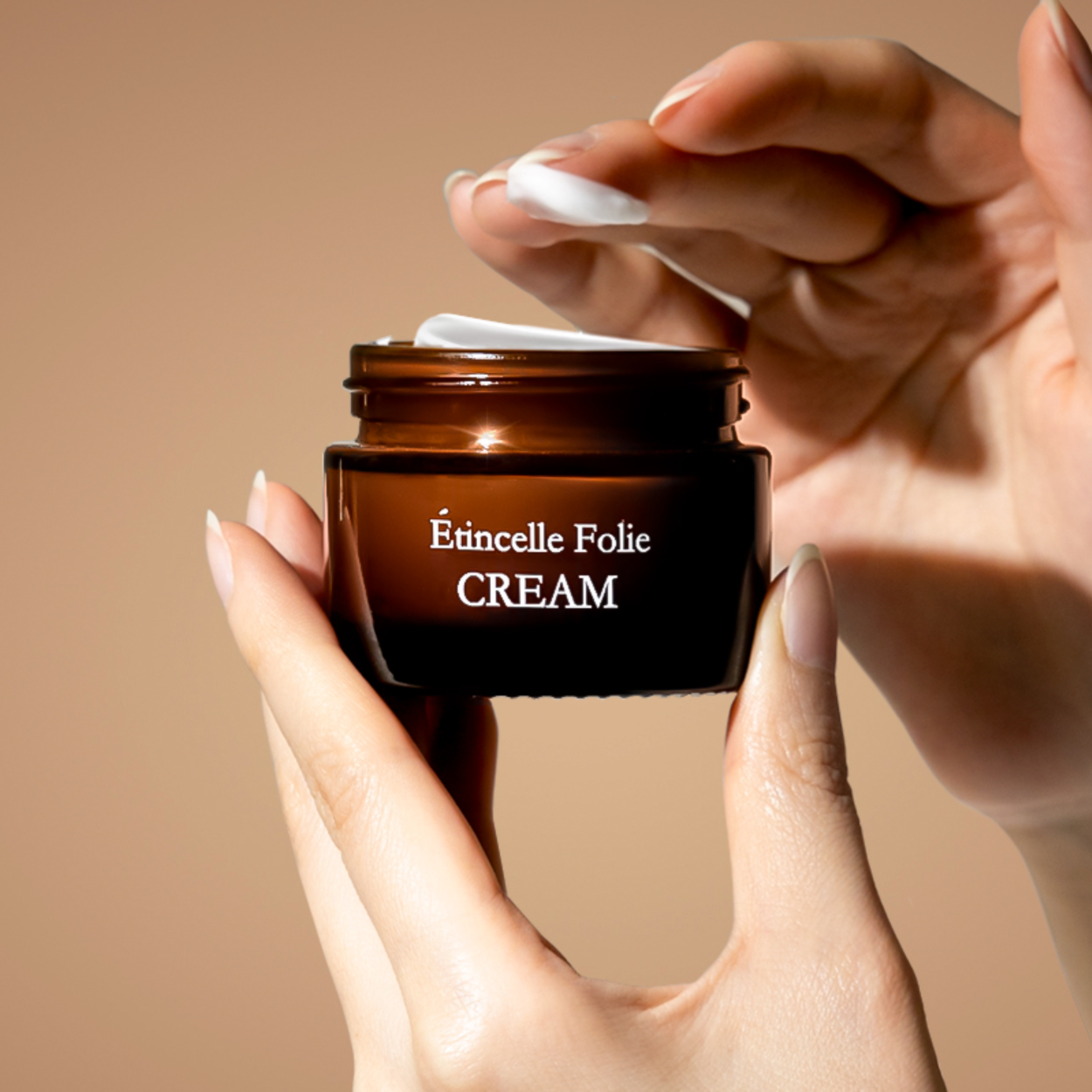 Kem Dưỡng Da Đa Năng Onirique Fleur C EVAl Công Thức Đột Phá Với Tế Bào Gốc Mô Mỡ